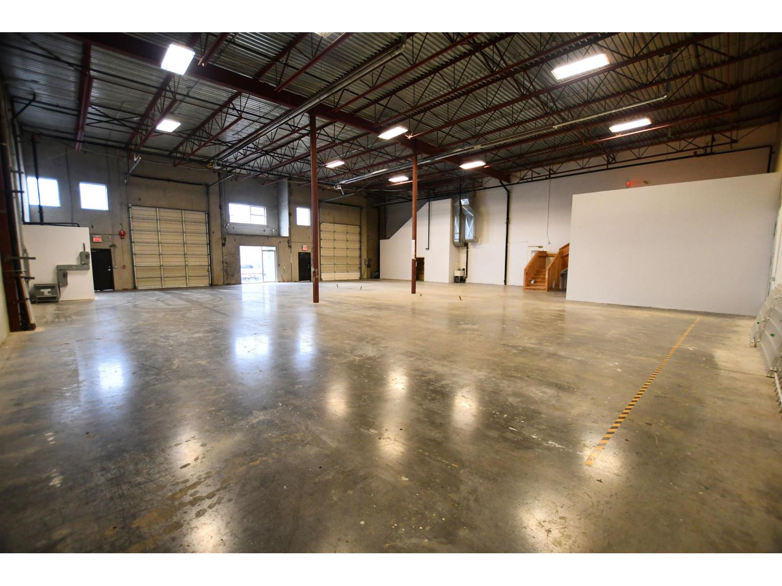 Industrial in Langley - Image 10