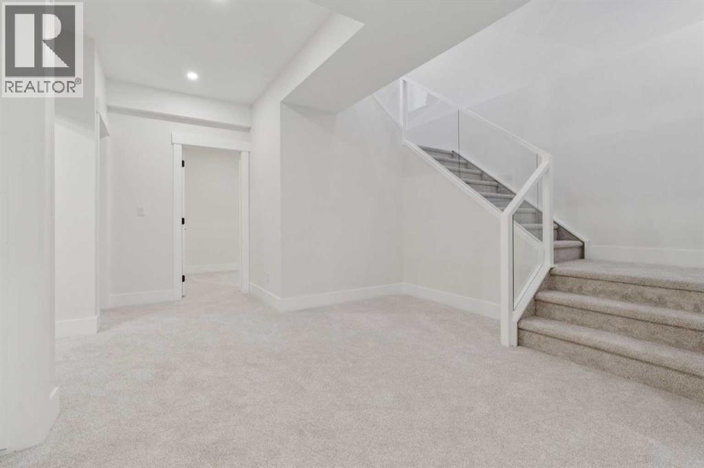 Single Family House for Sale in   Street NW Hillhurst Calgary 