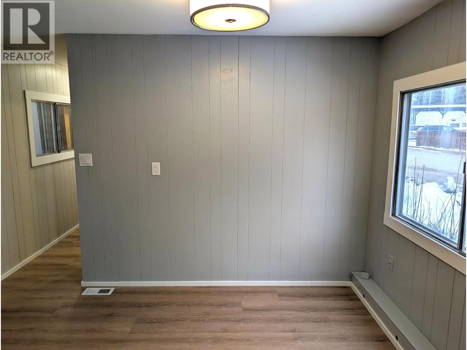 #E9 446 MABEL LAKE ROAD - 14