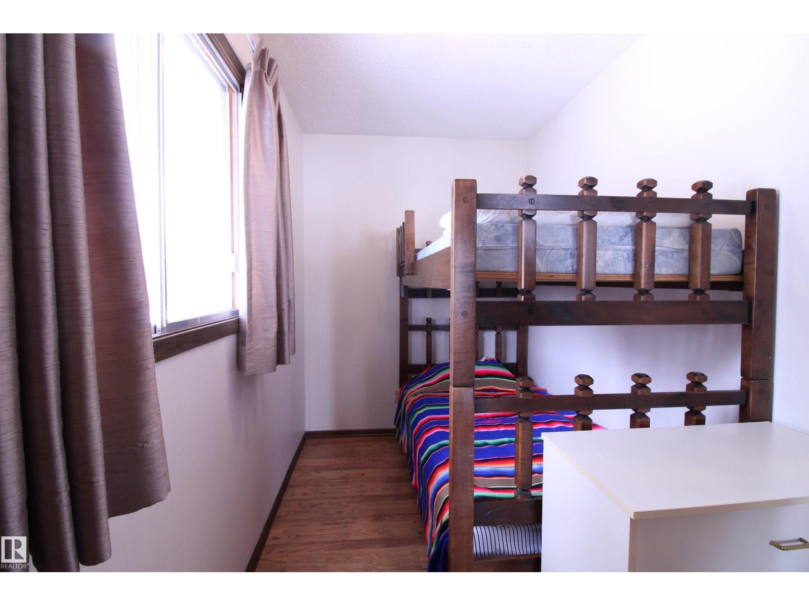 
          308 309 3 St. Ross Haven
            <br/>
            <span>Rural Lac Ste. Anne County</span>
            , 
            <span>AB</span>
             <span>T0E1A0</span>
         - Photo 5