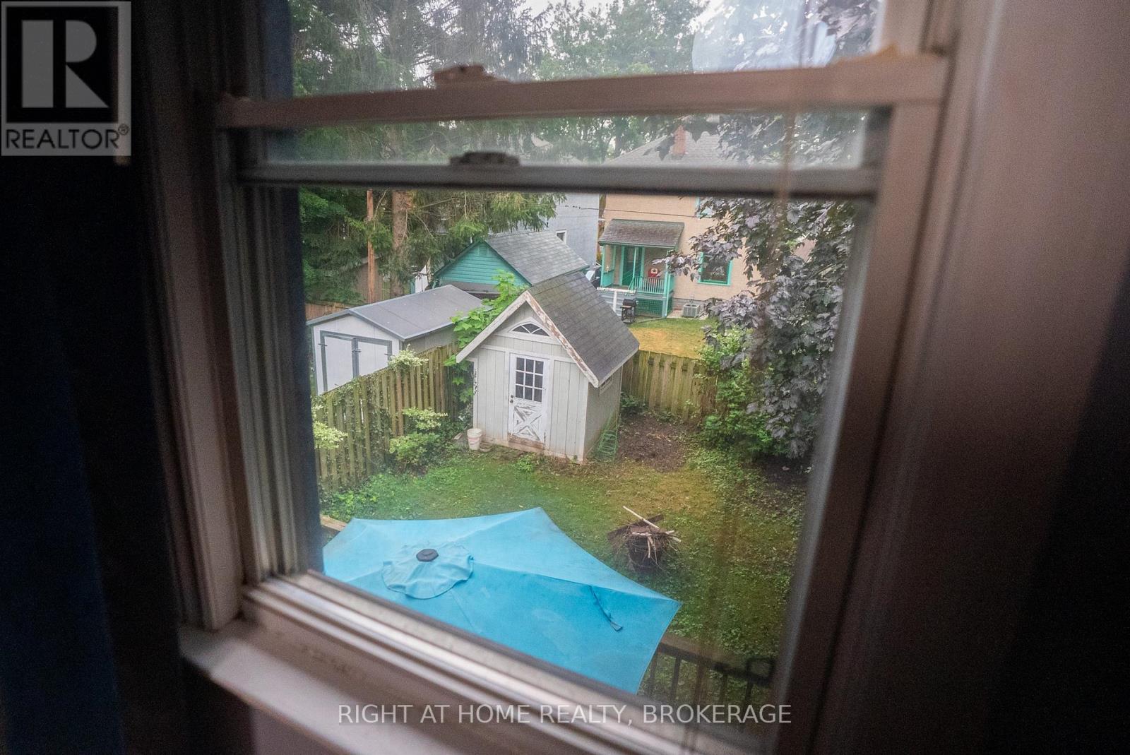 88 CHAPLIN AVENUE - 17