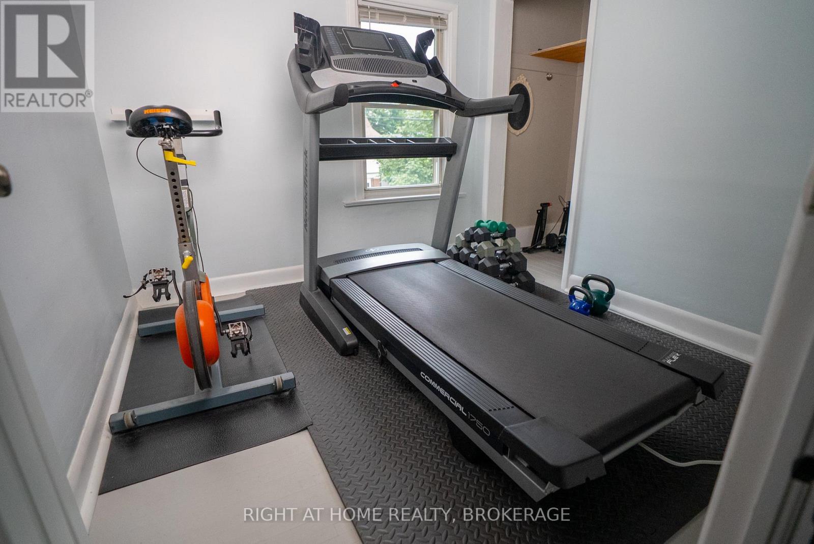 88 CHAPLIN AVENUE — photo 22