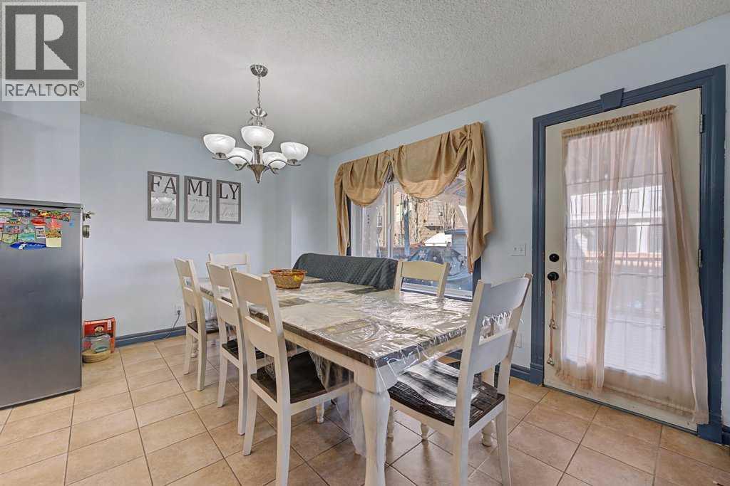 284 HAWKMERE VIEW - 22