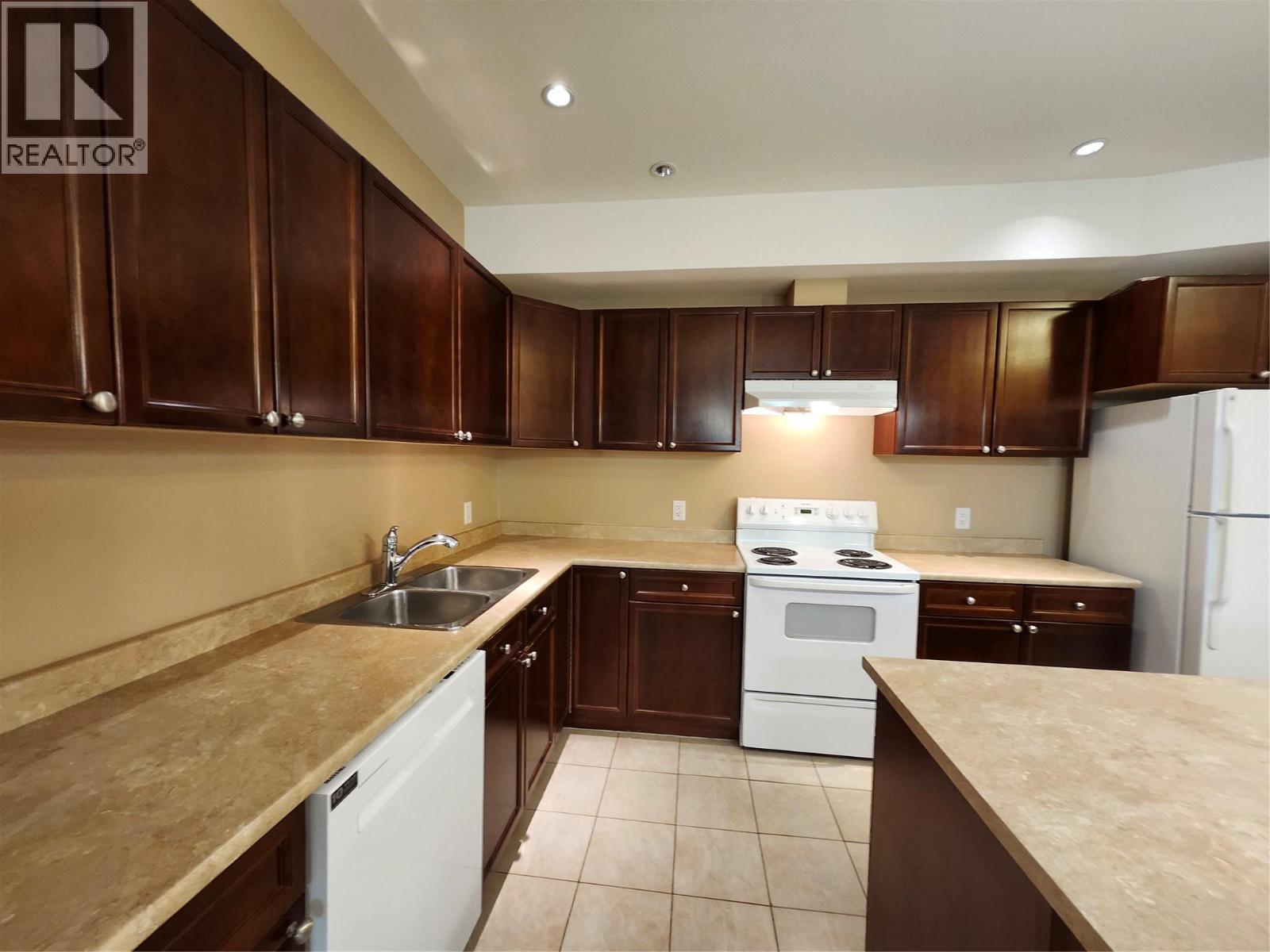 106C 921 Spillway Road, Oliver