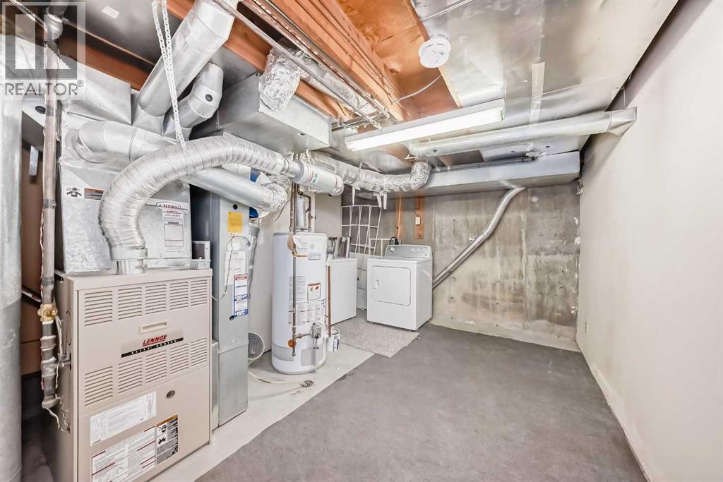 Single Family House for Sale in    Street NW Varsity Calgary 