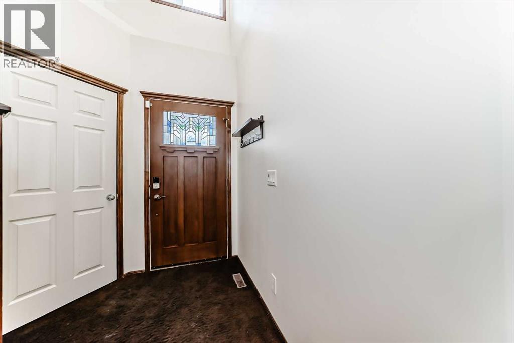 Single Family House for Sale in  Tuscany Ridge Crescent NW Tuscany Calgary 