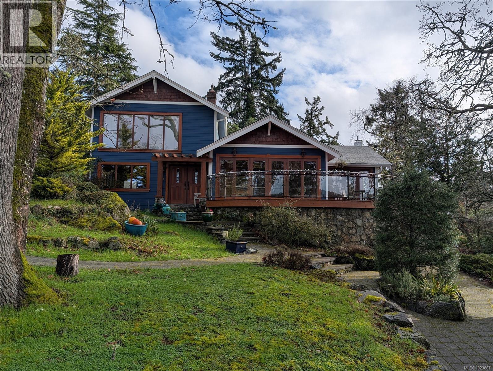  2710 Sea View Road, Saanich