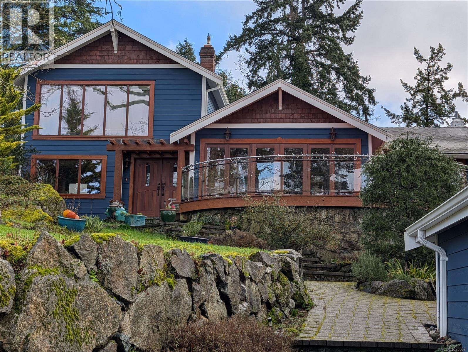  2710 Sea View Road, Saanich
