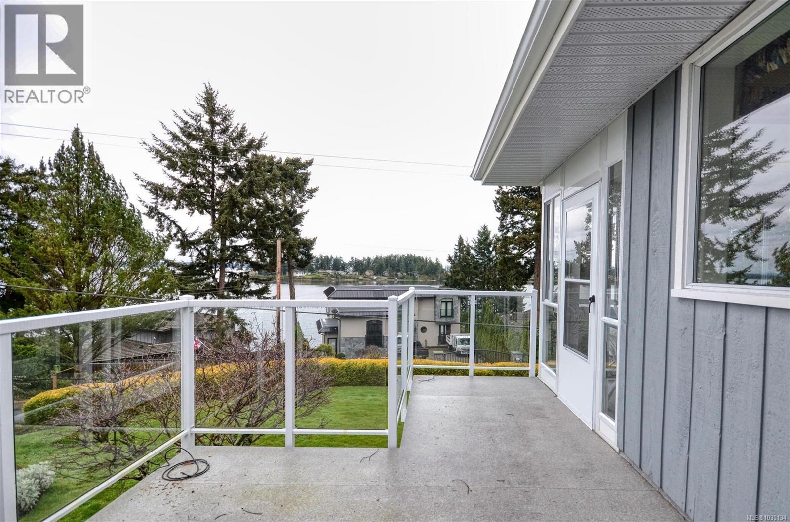  10502 Jocelyn Place, Sidney