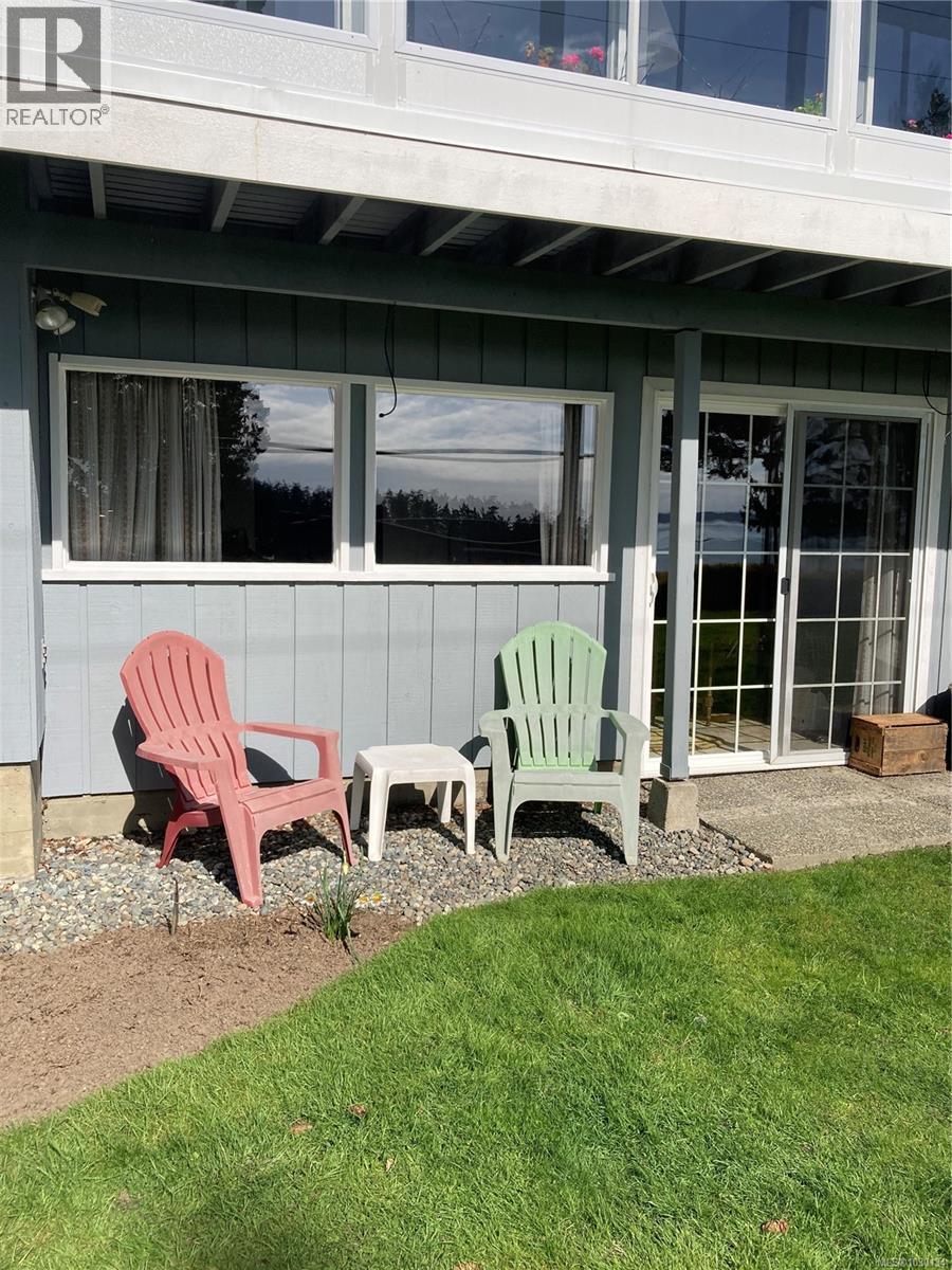  10502 Jocelyn Place, Sidney