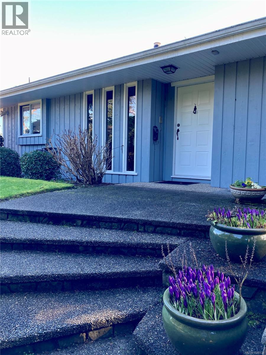  10502 Jocelyn Place, Sidney