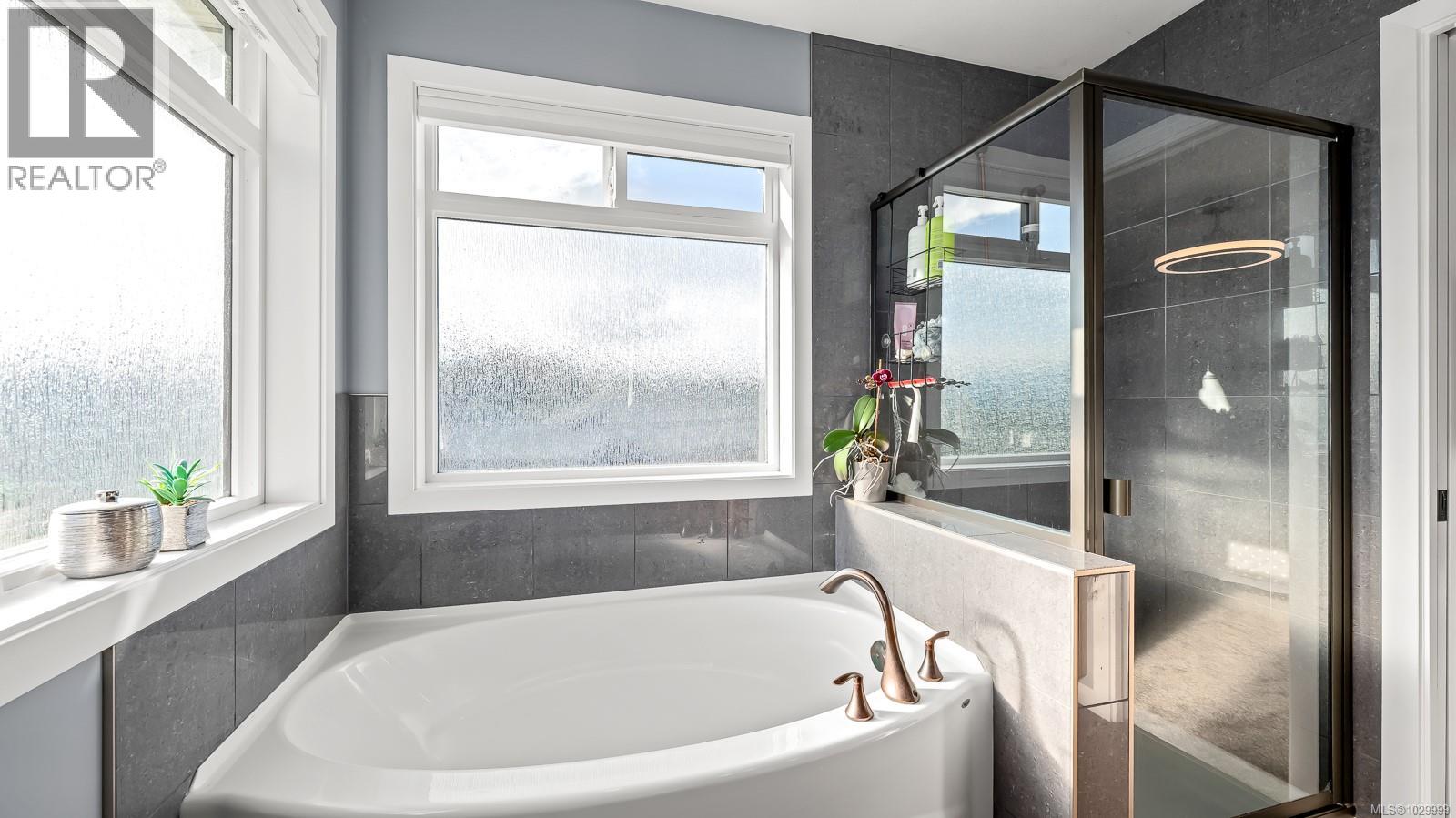 560 SPITFIRE DR - 20