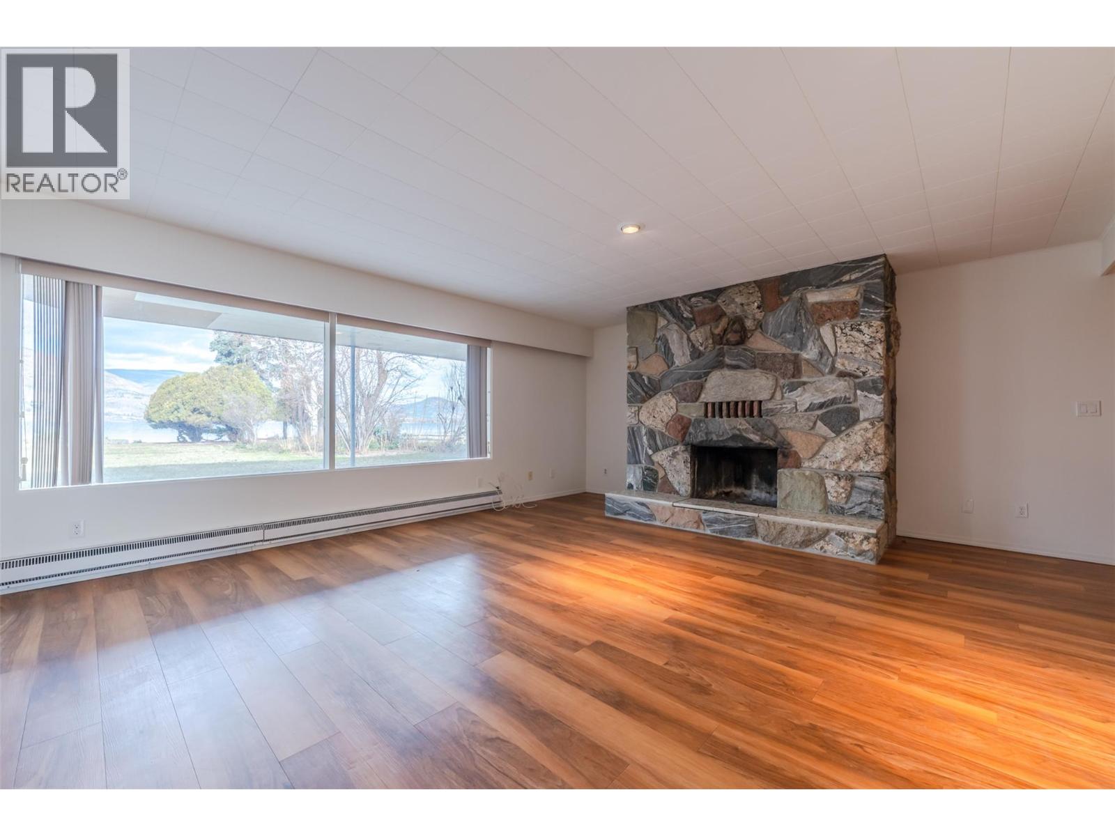 102 Derenzy Place, Penticton