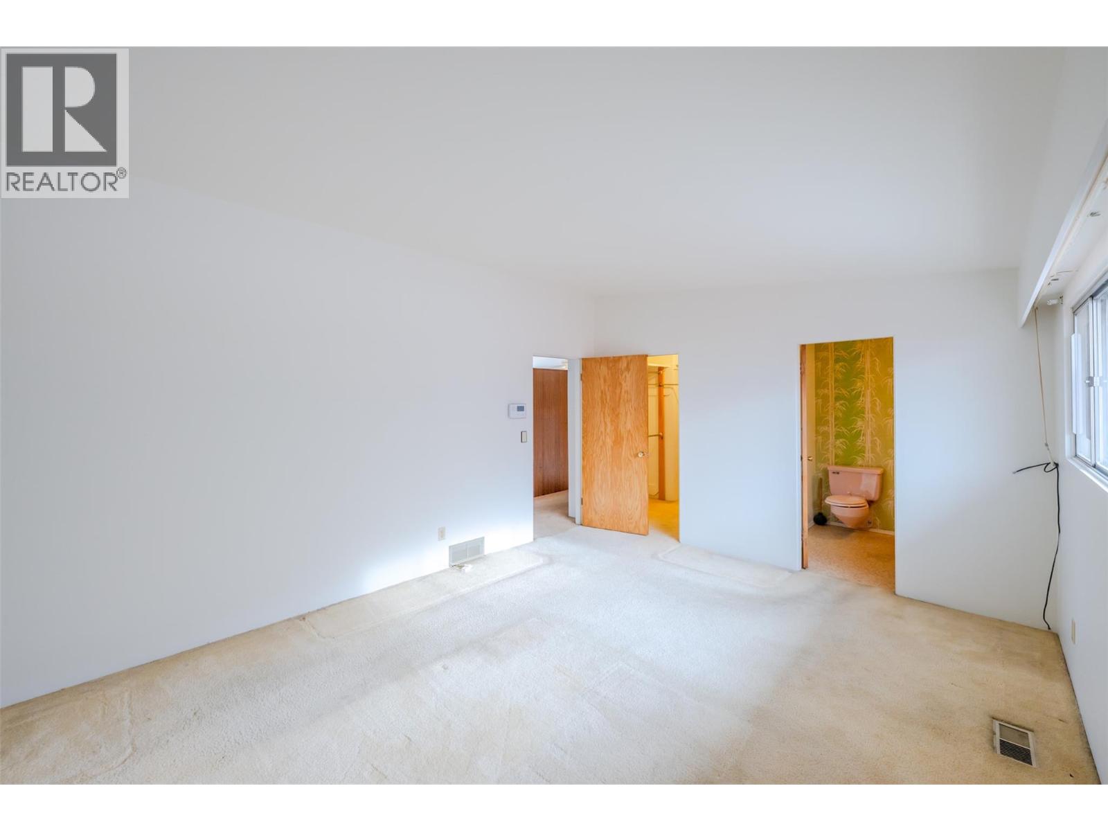 102 Derenzy Place, Penticton