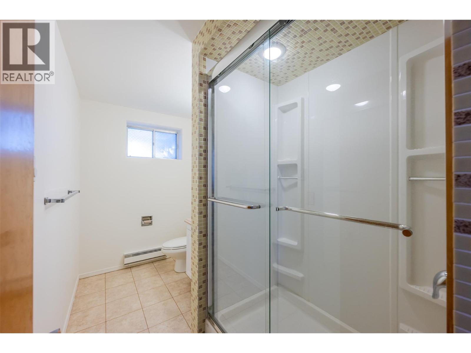 102 Derenzy Place, Penticton