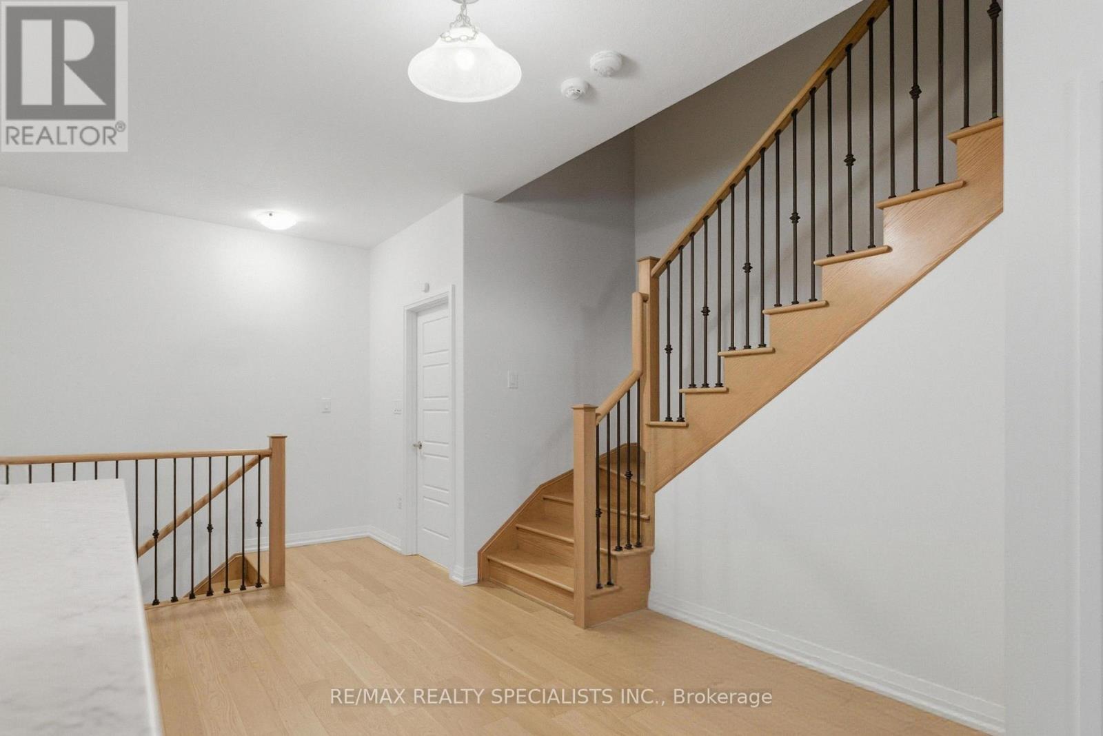 5 NORWICH CRESCENT