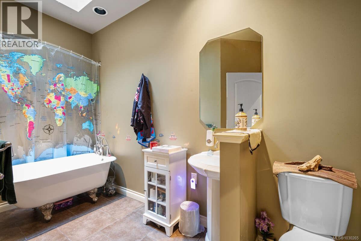  7002 East Sooke Road, Sooke