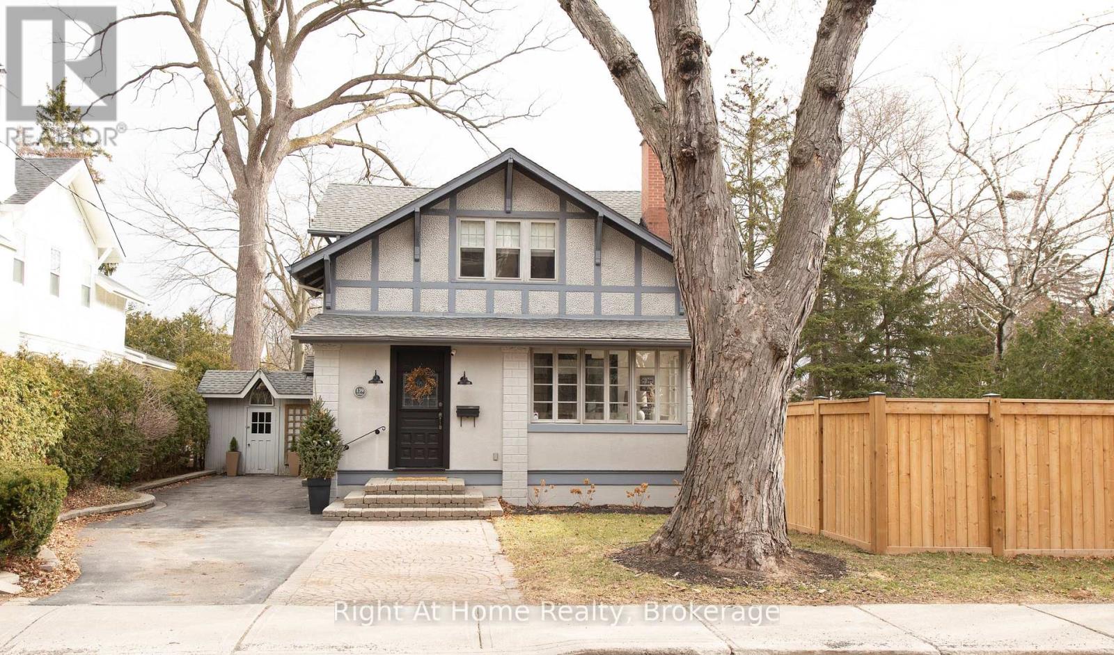 139 ALLAN STREET - 1