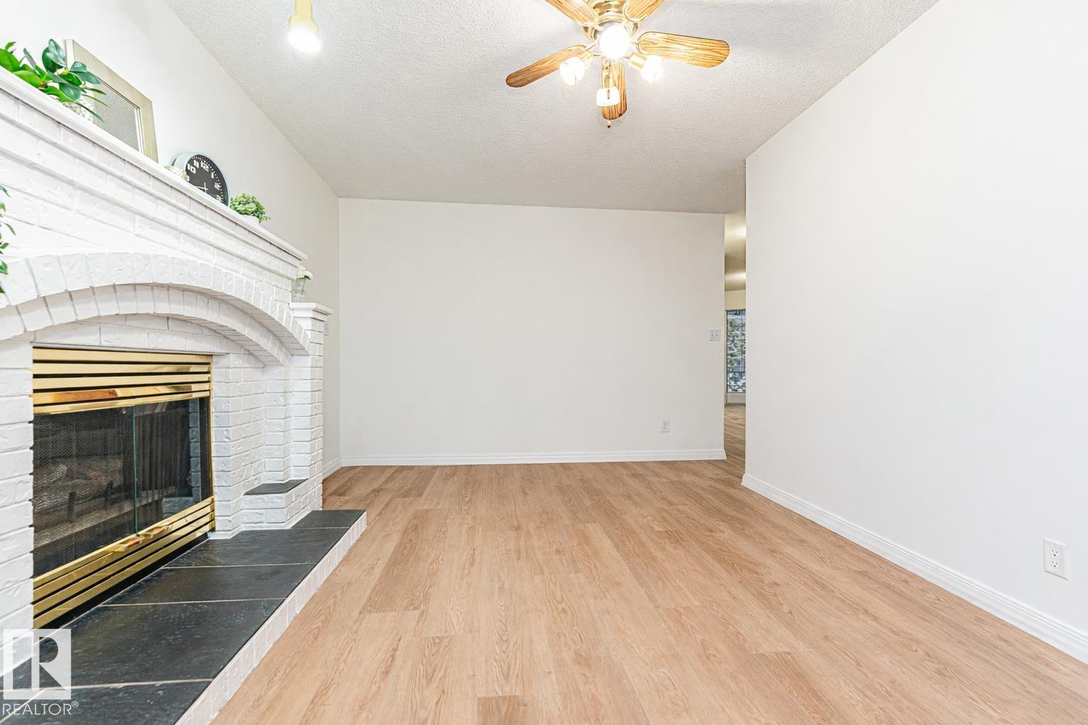 4424 33 ST NW - 21