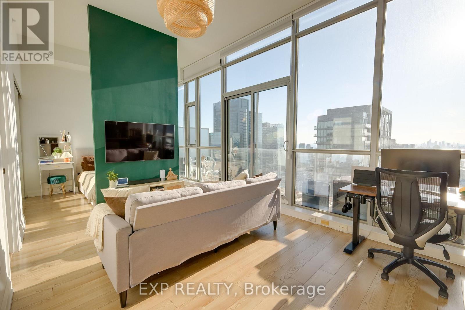 3501 - 375 KING STREET W