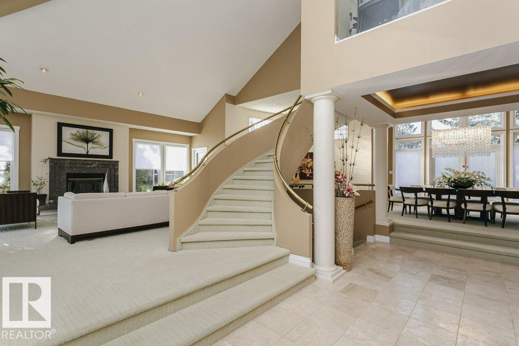 11 WELLINGTON CR NW - 12