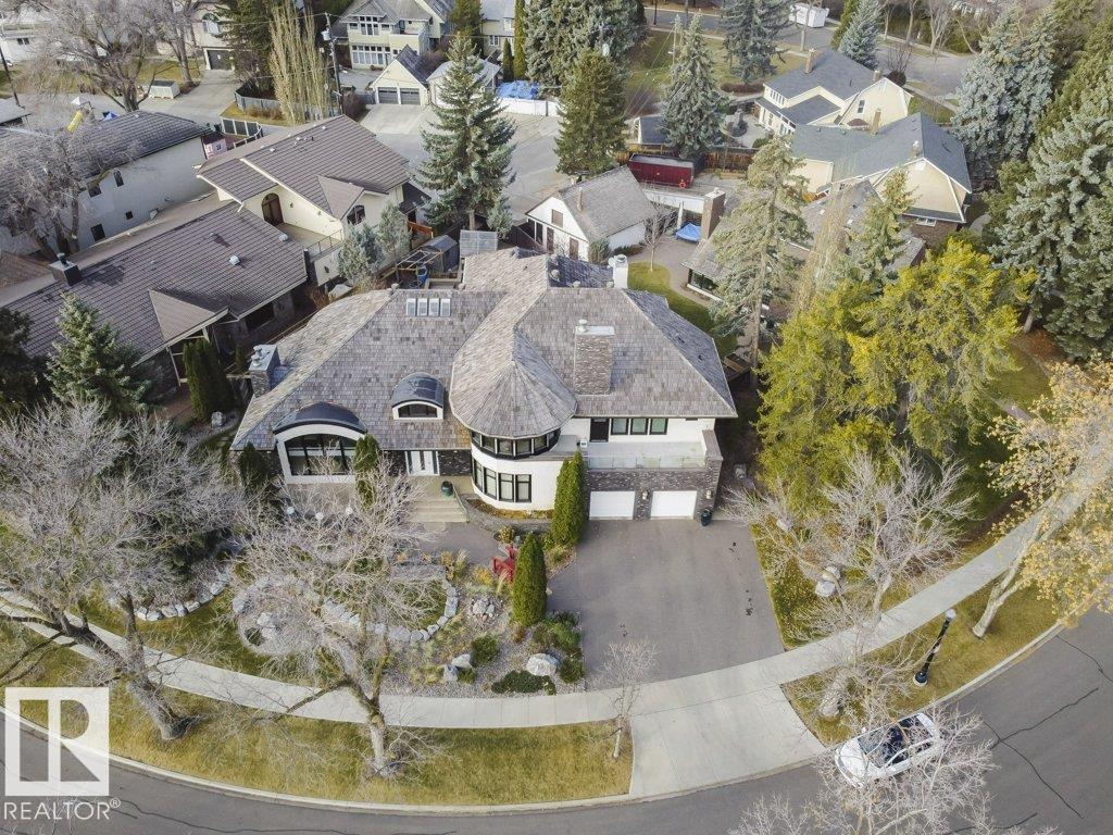 11 WELLINGTON CR NW, Edmonton