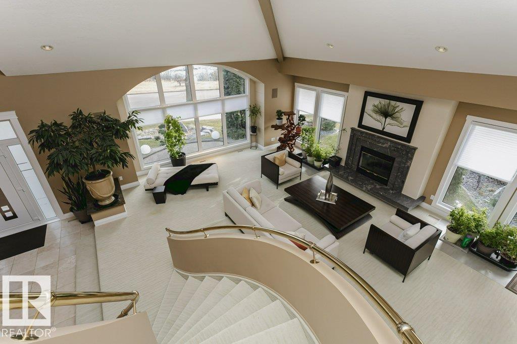 11 WELLINGTON CR NW, Edmonton