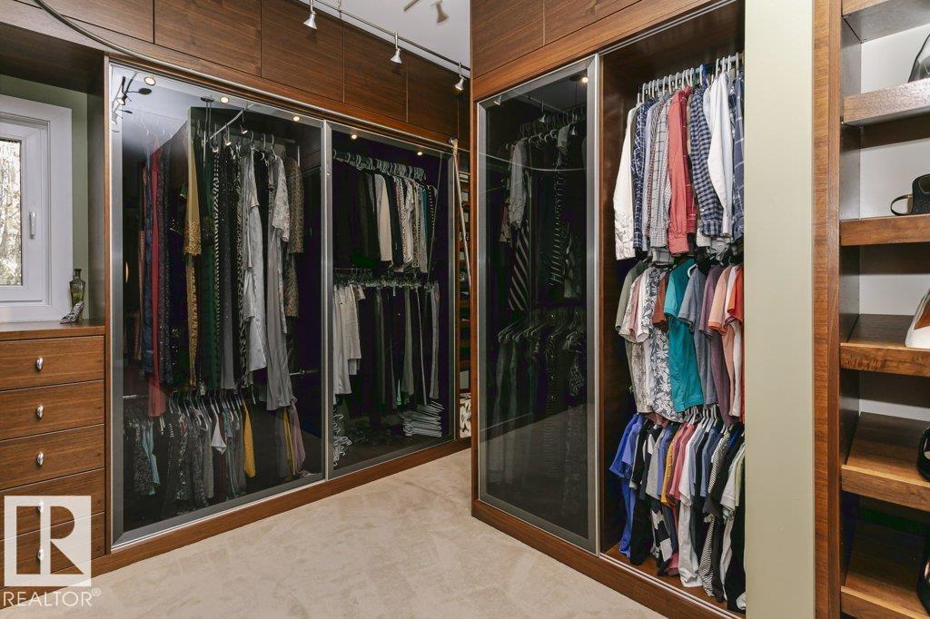 11 WELLINGTON CR NW, Edmonton