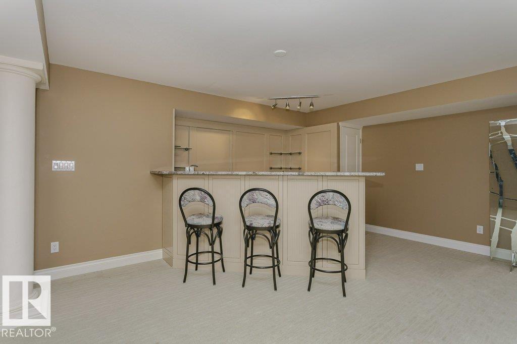 11 WELLINGTON CR NW, Edmonton