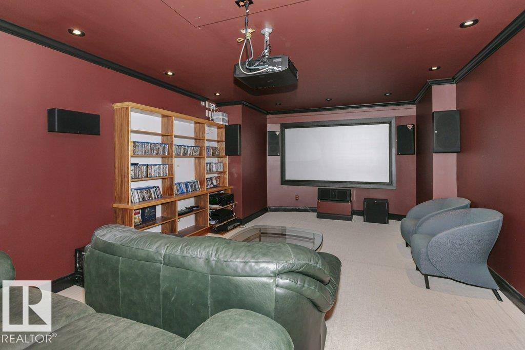 11 WELLINGTON CR NW - 48