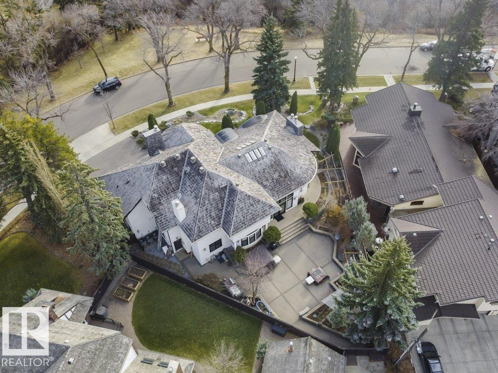 11 WELLINGTON CR NW, Edmonton