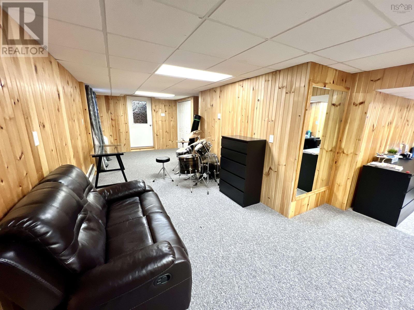 Property 5 of 31 of 26 University Avenue