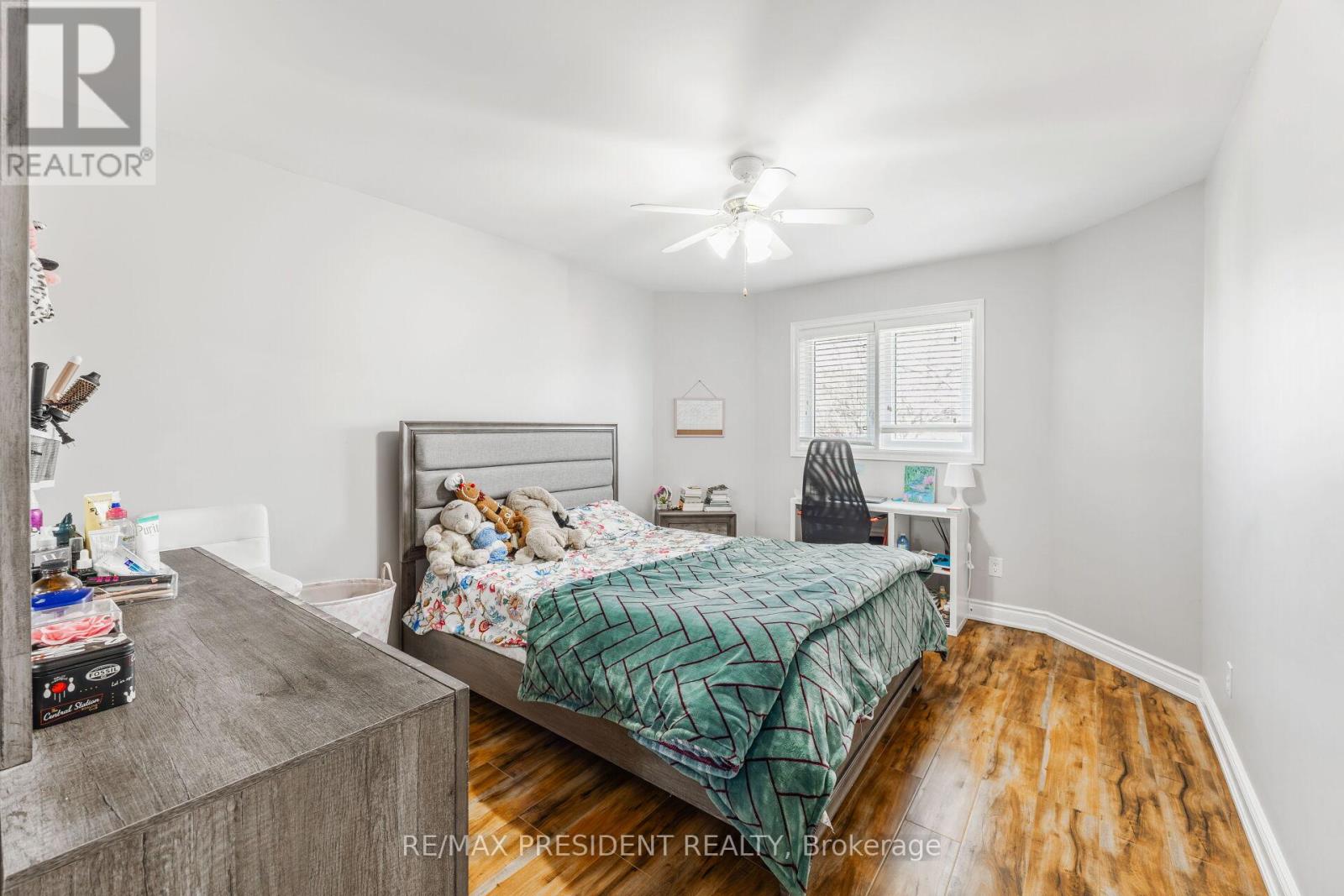 14 SAMUEL CRESCENT - 31