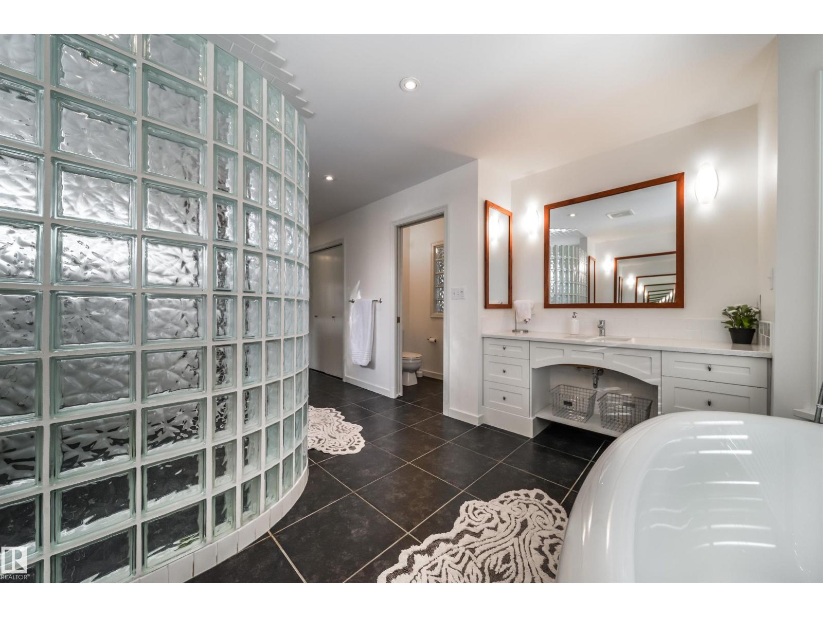 10445 134 ST NW, Edmonton