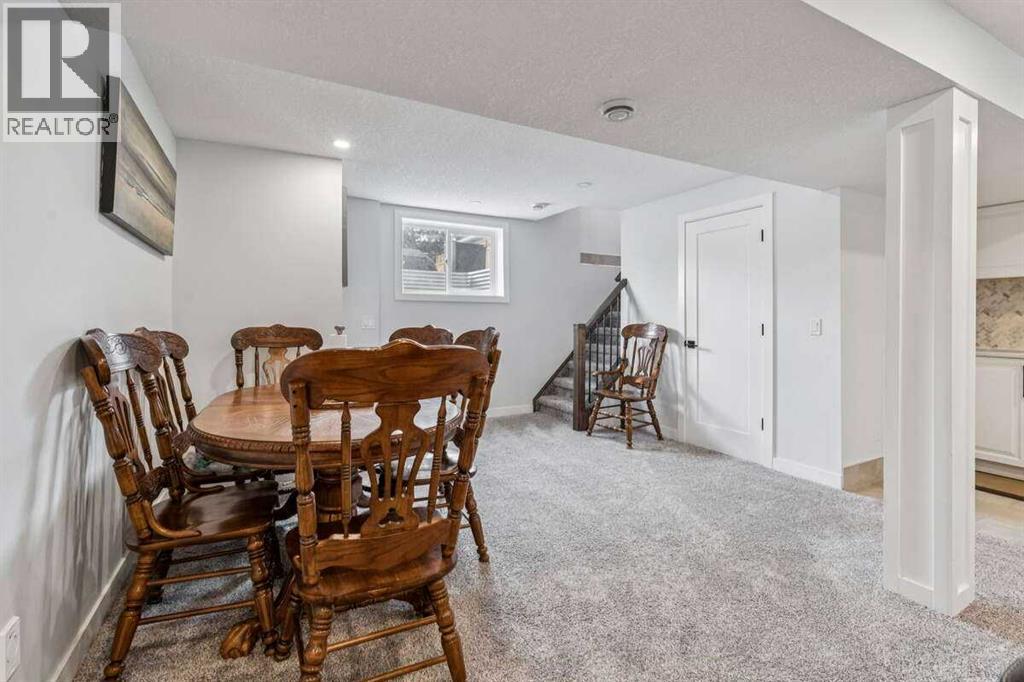 15 Brookmere Place SW, Calgary, Alberta