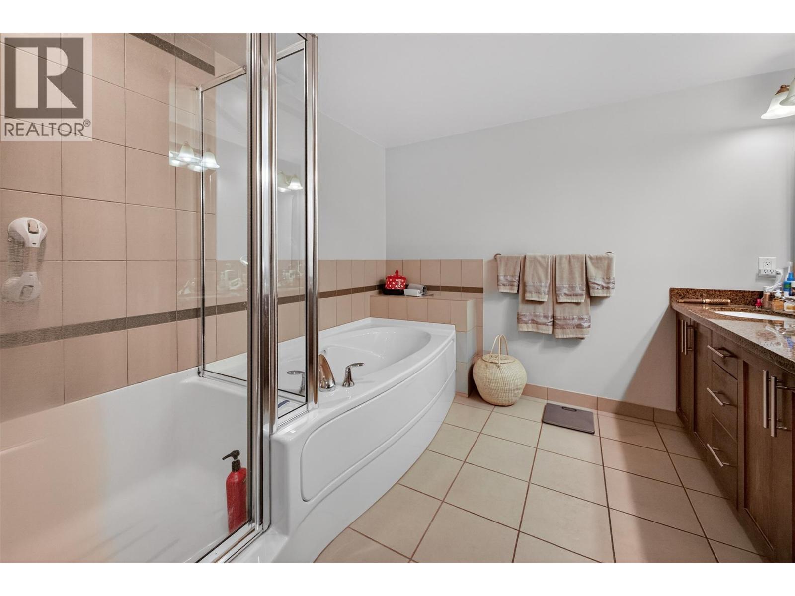 1160 Bernard Avenue Unit# 1108, Kelowna