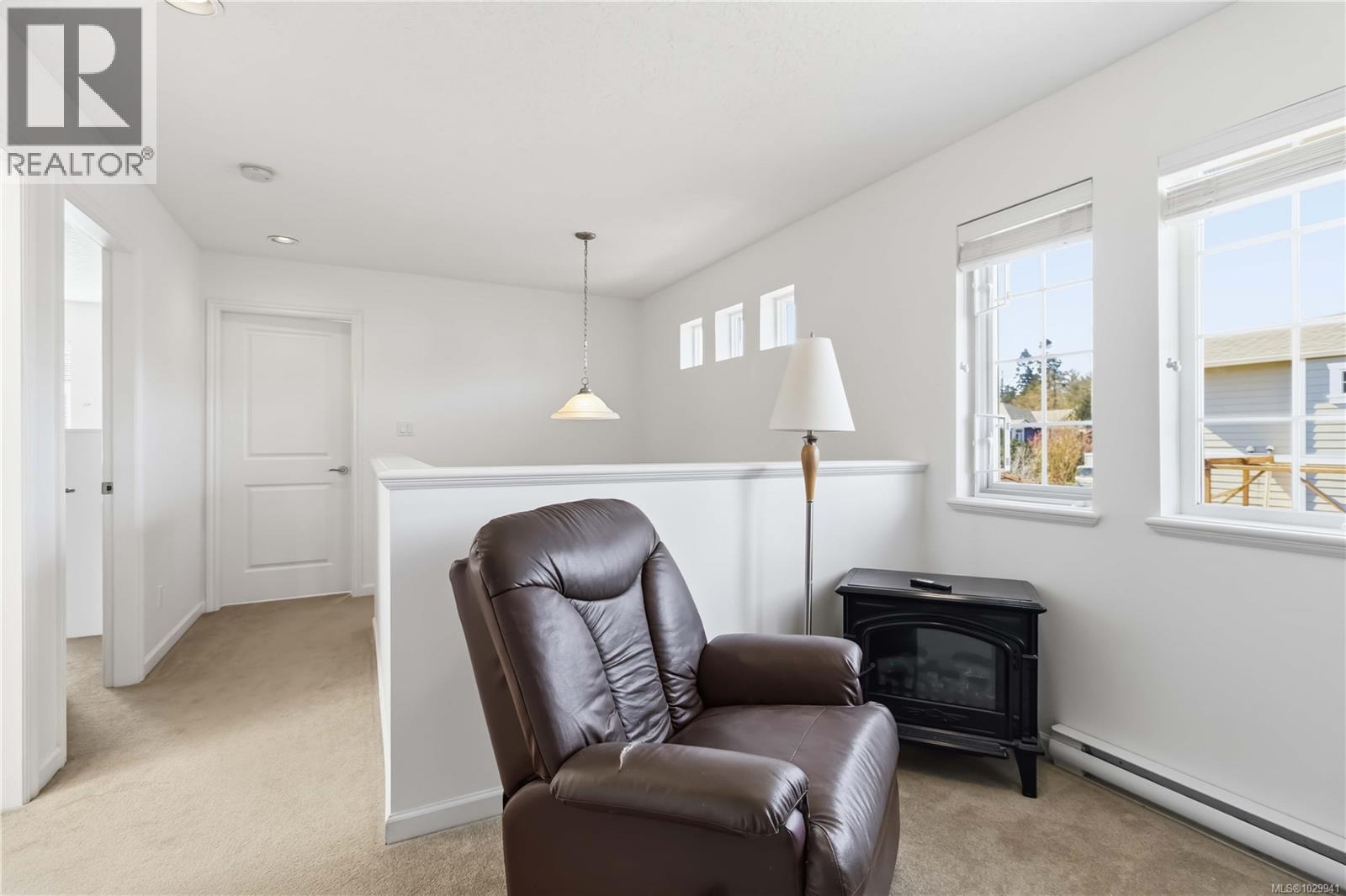 2427 DRIFTWOOD DR - 24