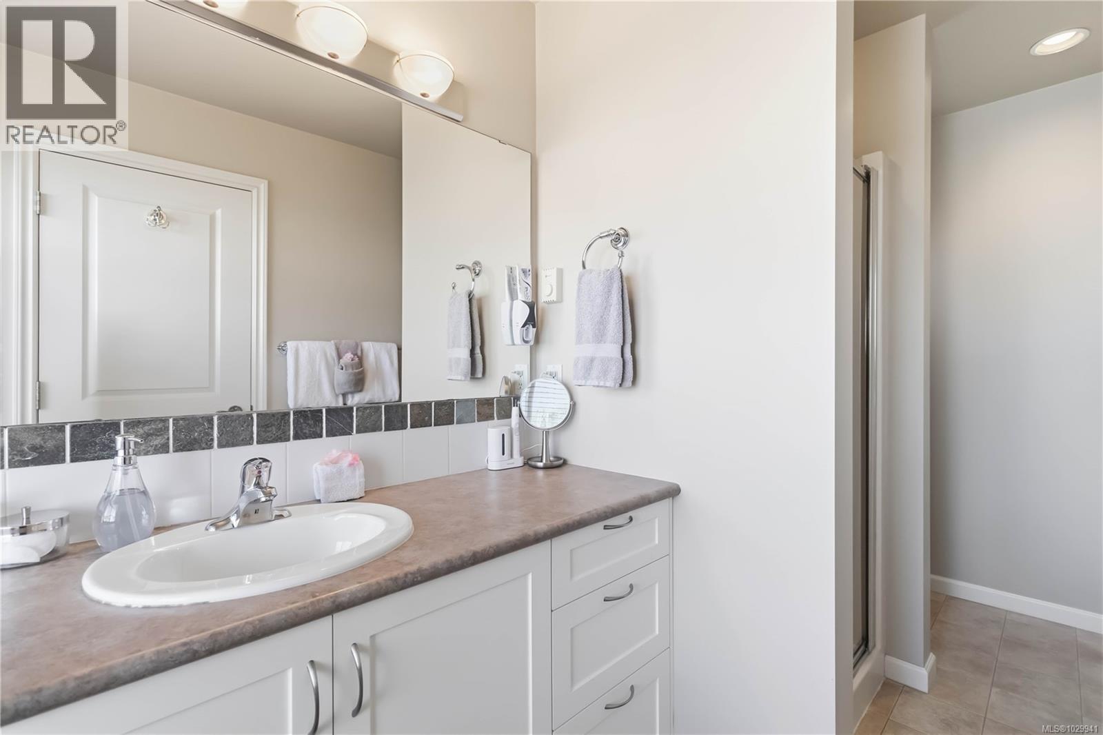 2427 DRIFTWOOD DR - 37