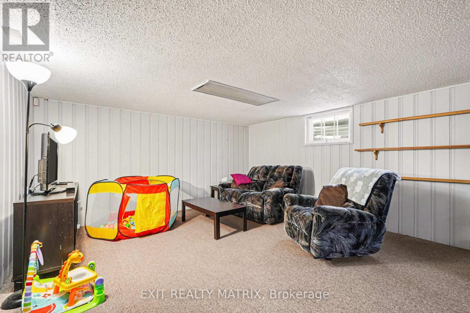 528 KEATLEY ROAD — photo 33