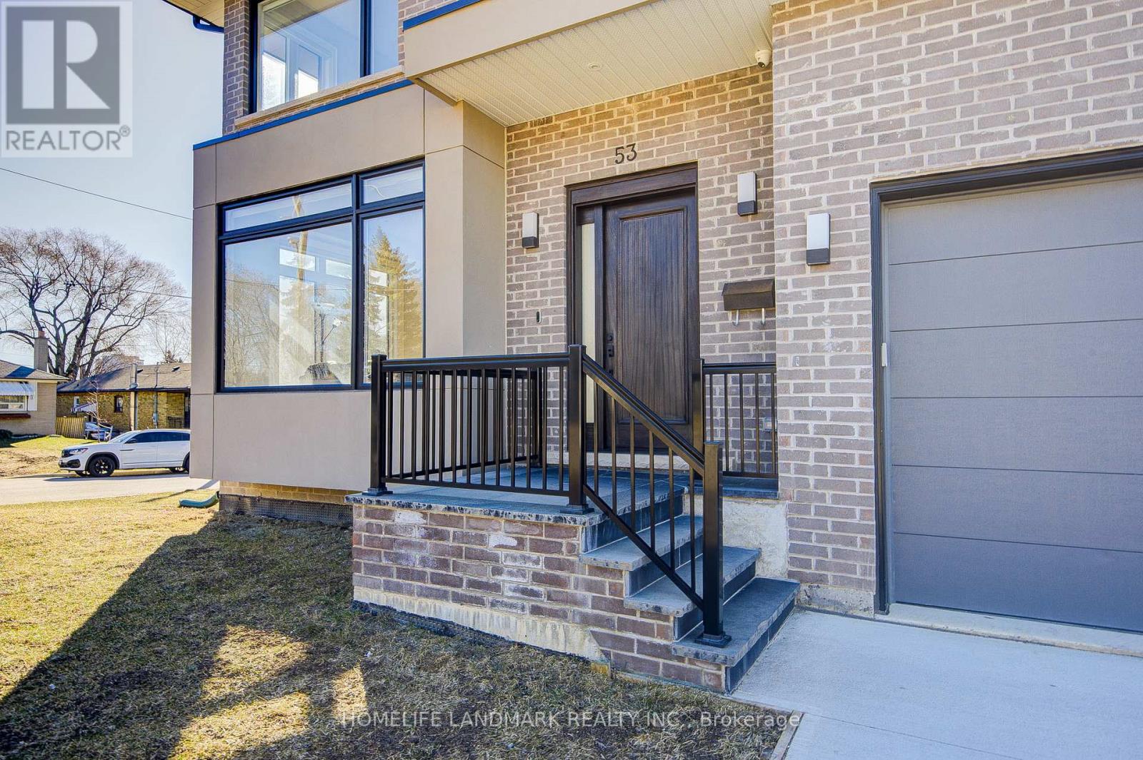 53 SAUGEEN CRESCENT - 2