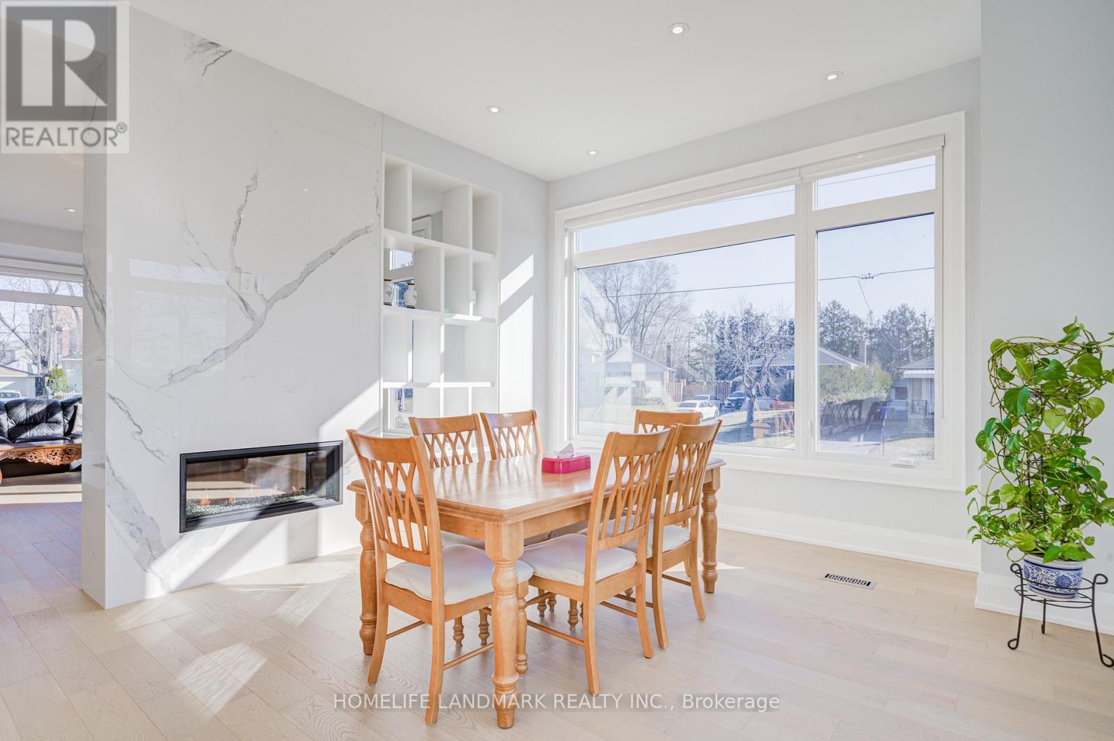 53 SAUGEEN CRESCENT - 8