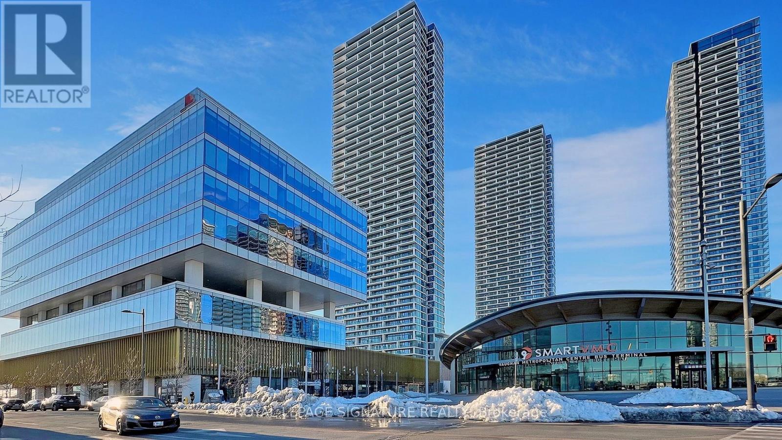 4005 - 1000 PORTAGE PARKWAY