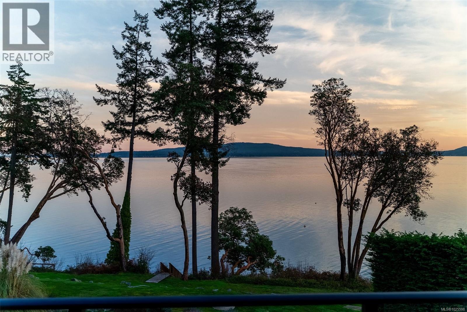  2851 Whiskey Point Road, Mill Bay