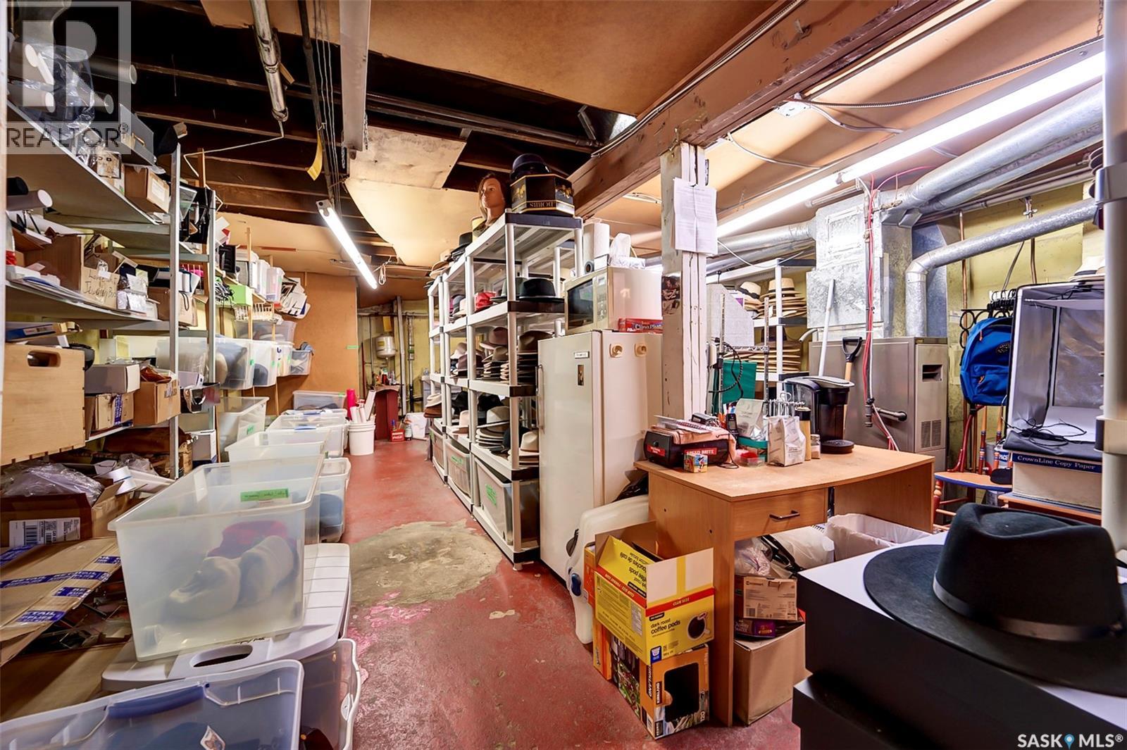 636 Broadway AVENUE — photo 24