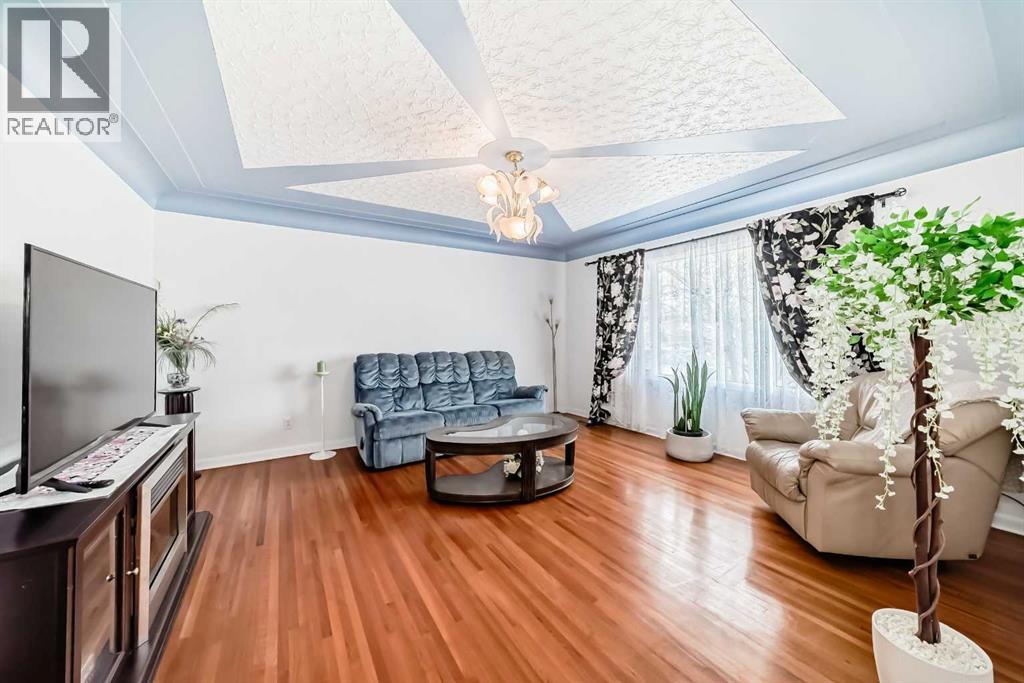 Single Family House Bungalow for Sale in  Crestwood Road SE Ogden Calgary 