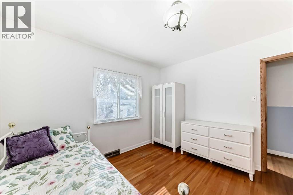 Single Family House Bungalow for Sale in  Crestwood Road SE Ogden Calgary 