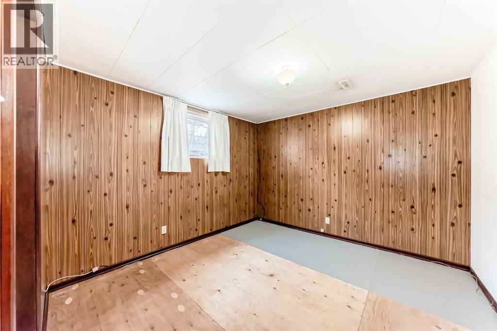 Single Family House Bungalow for Sale in  Crestwood Road SE Ogden Calgary 