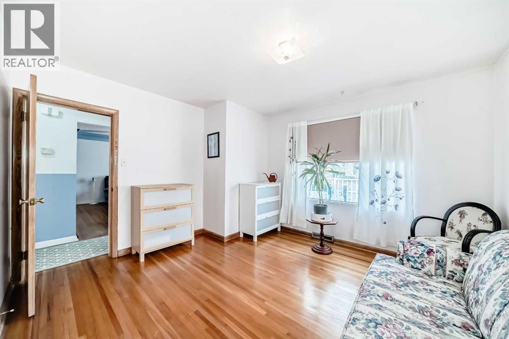 Single Family House Bungalow for Sale in  Crestwood Road SE Ogden Calgary 