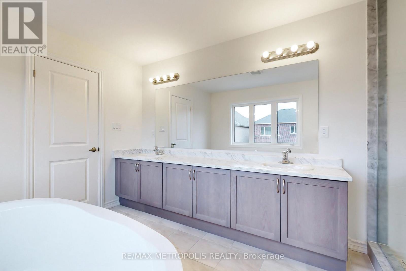285 FLAVELLE WAY - 26