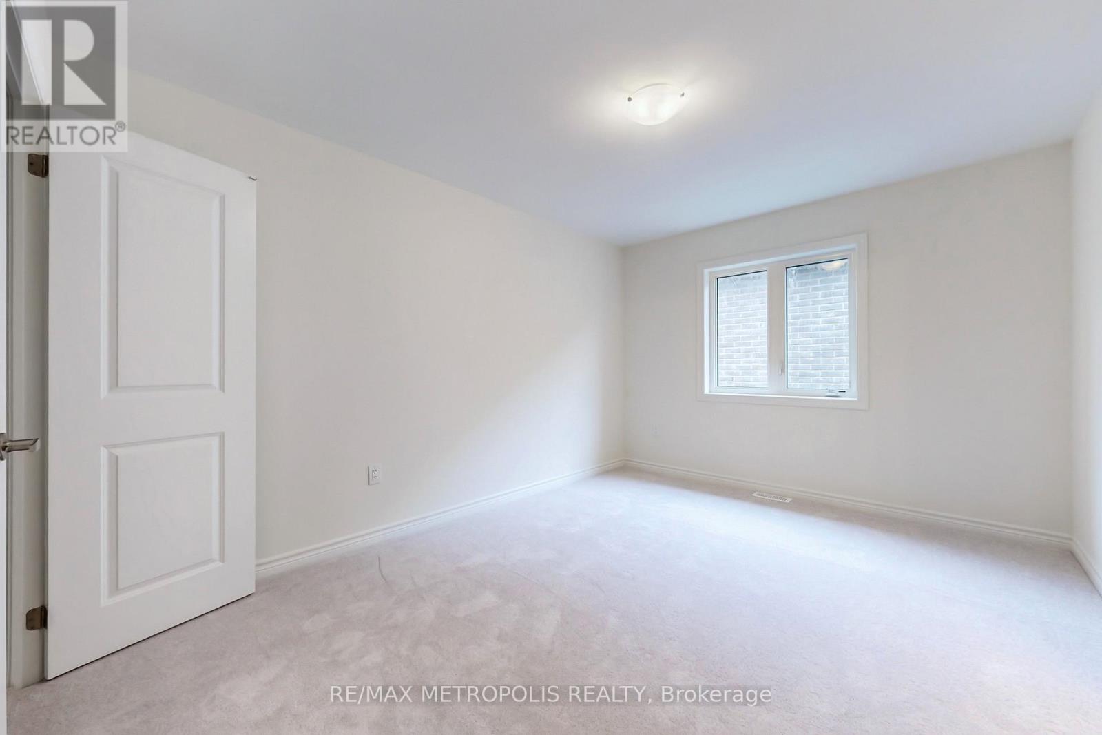 285 FLAVELLE WAY - 32